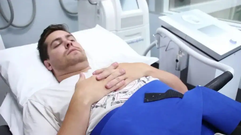 Transforming Bodies: Celebrity Success Stories and the Truth Behind Body Contouring 2 Image of male having body contouring Northolt treatment